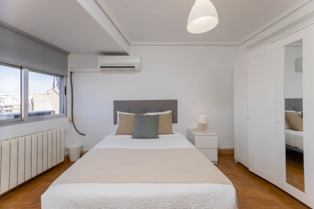 Private room in Valencia photo 5