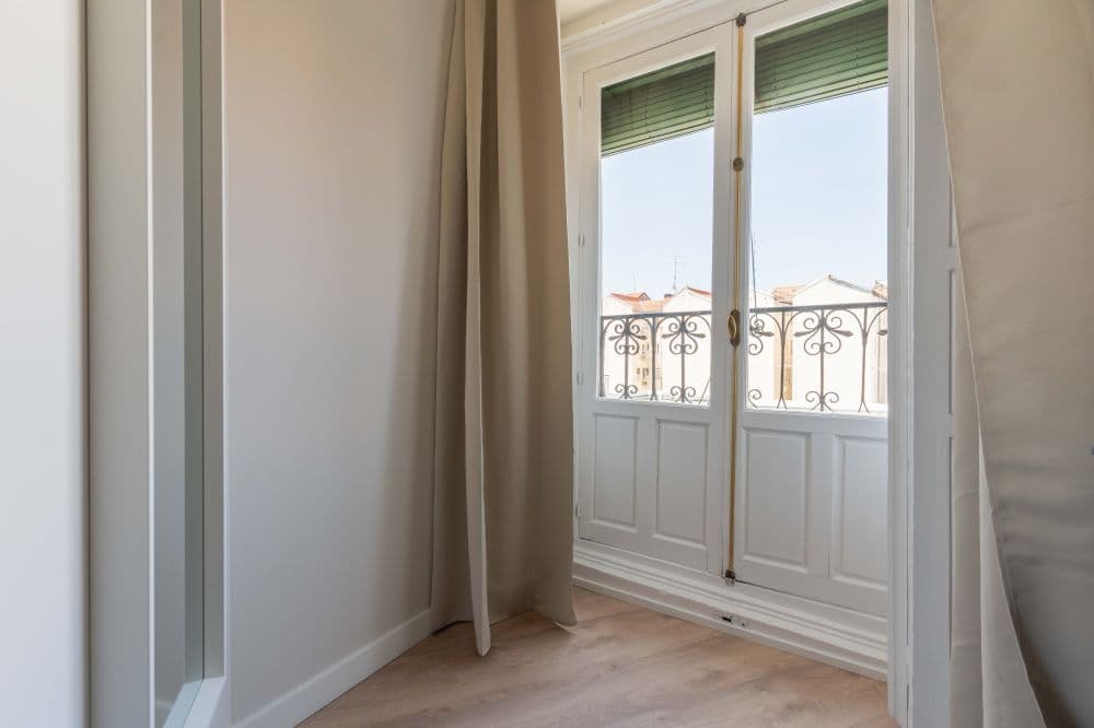 Private room in Madrid photo 5