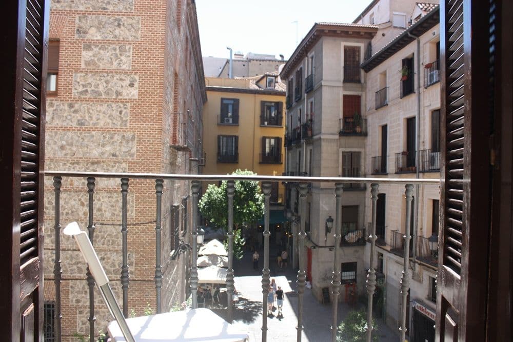 Private room in Madrid photo 5