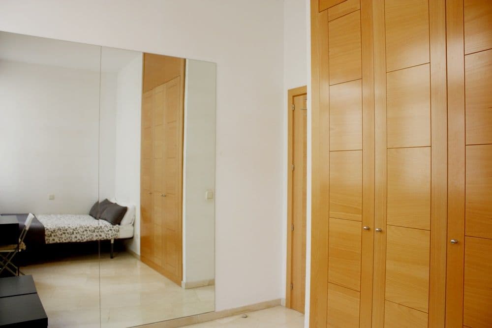 Private room in Madrid photo 2