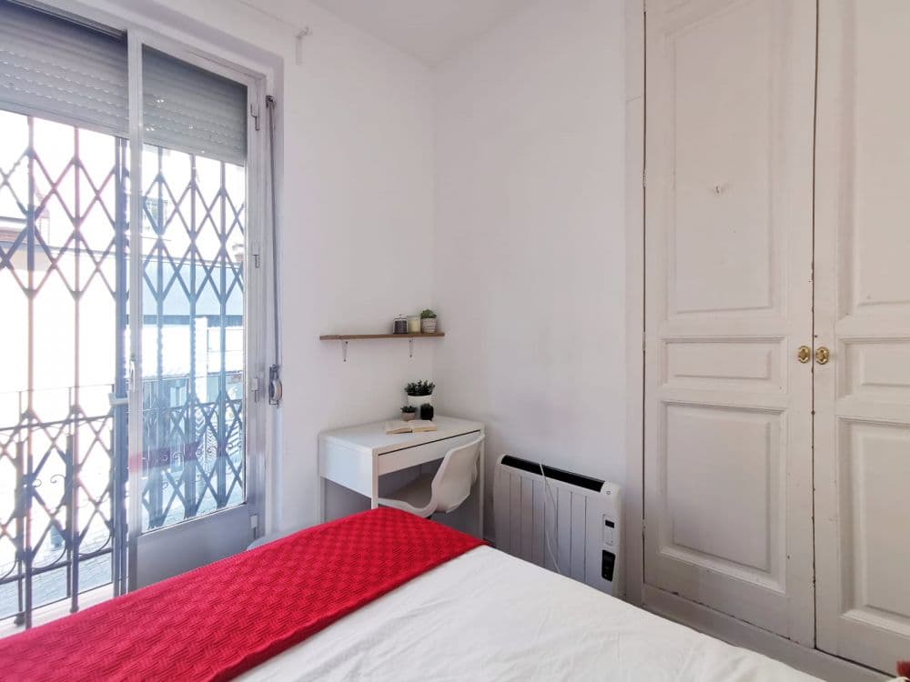 Stanza privata a Madrid photo 3