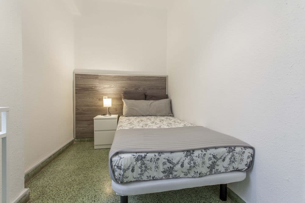 Private room in Valencia photo 2