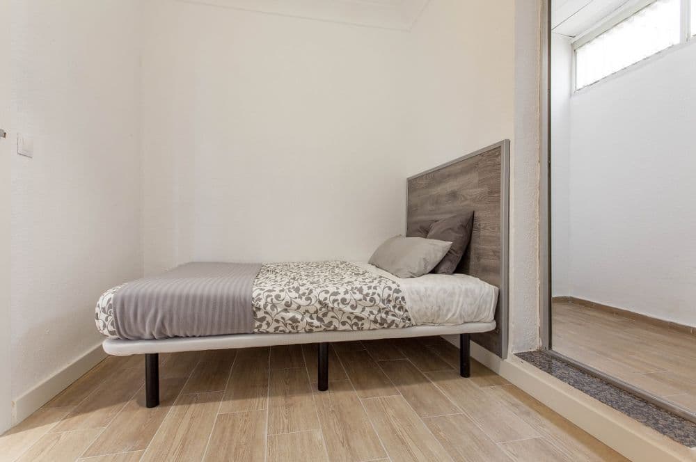 Private room in Valencia photo 2