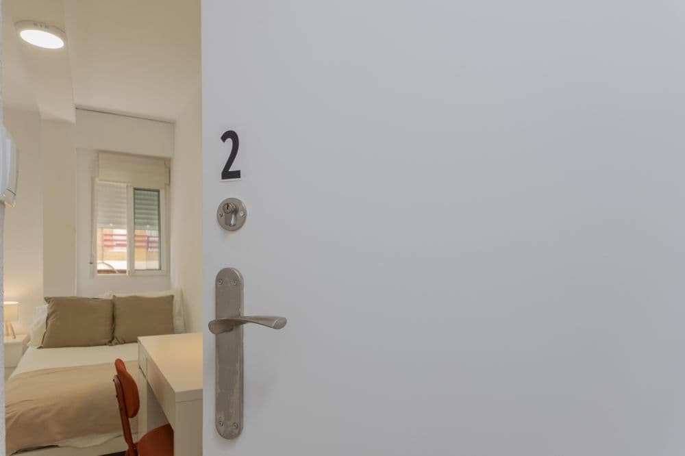 Private room in Valencia photo 2