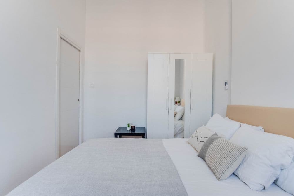 Private room in Madrid photo 5
