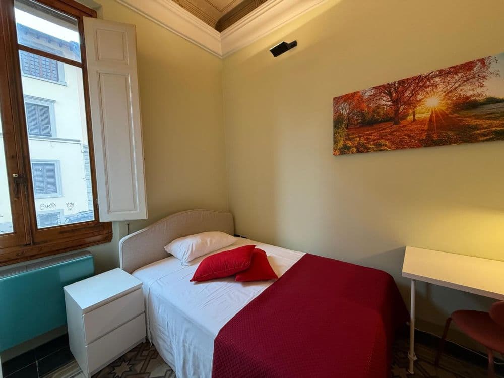 Private room in Florence photo 3