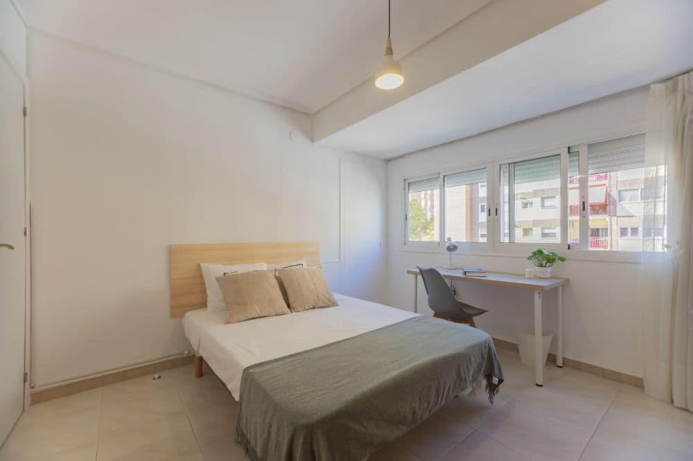 Room in Valencia