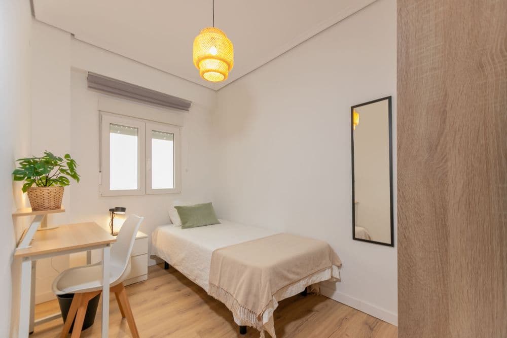 Room in Valencia