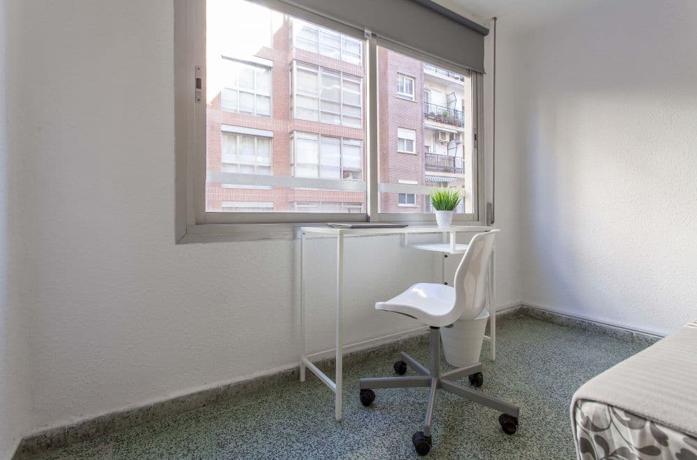 Private room in Valencia photo 3