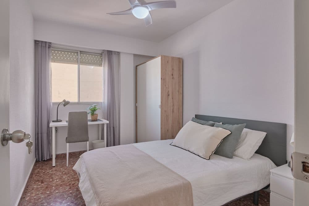 Room in Valencia