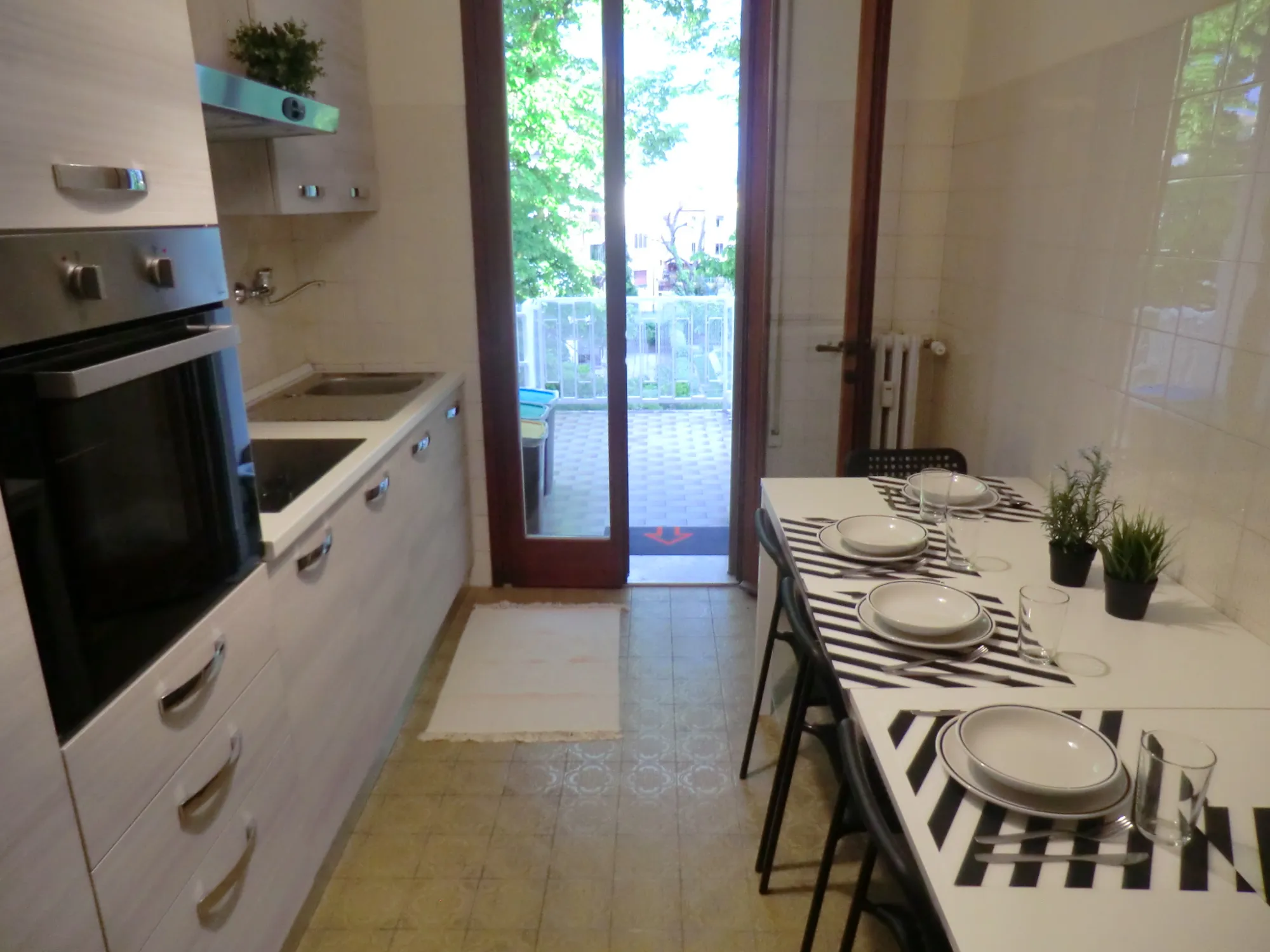 Kitchen 1