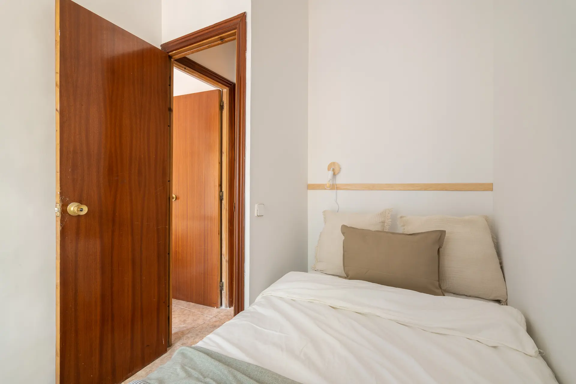 Private room in Barcelona photo 2