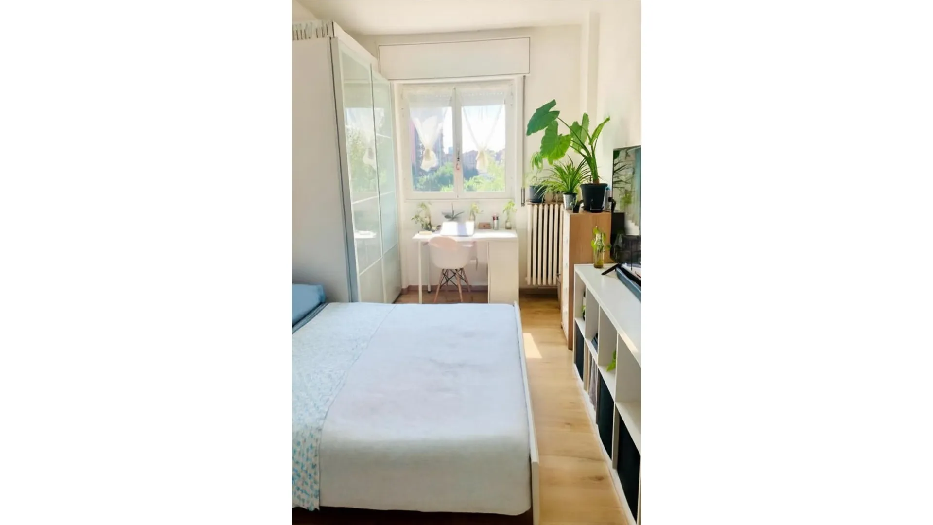 Room in Milan