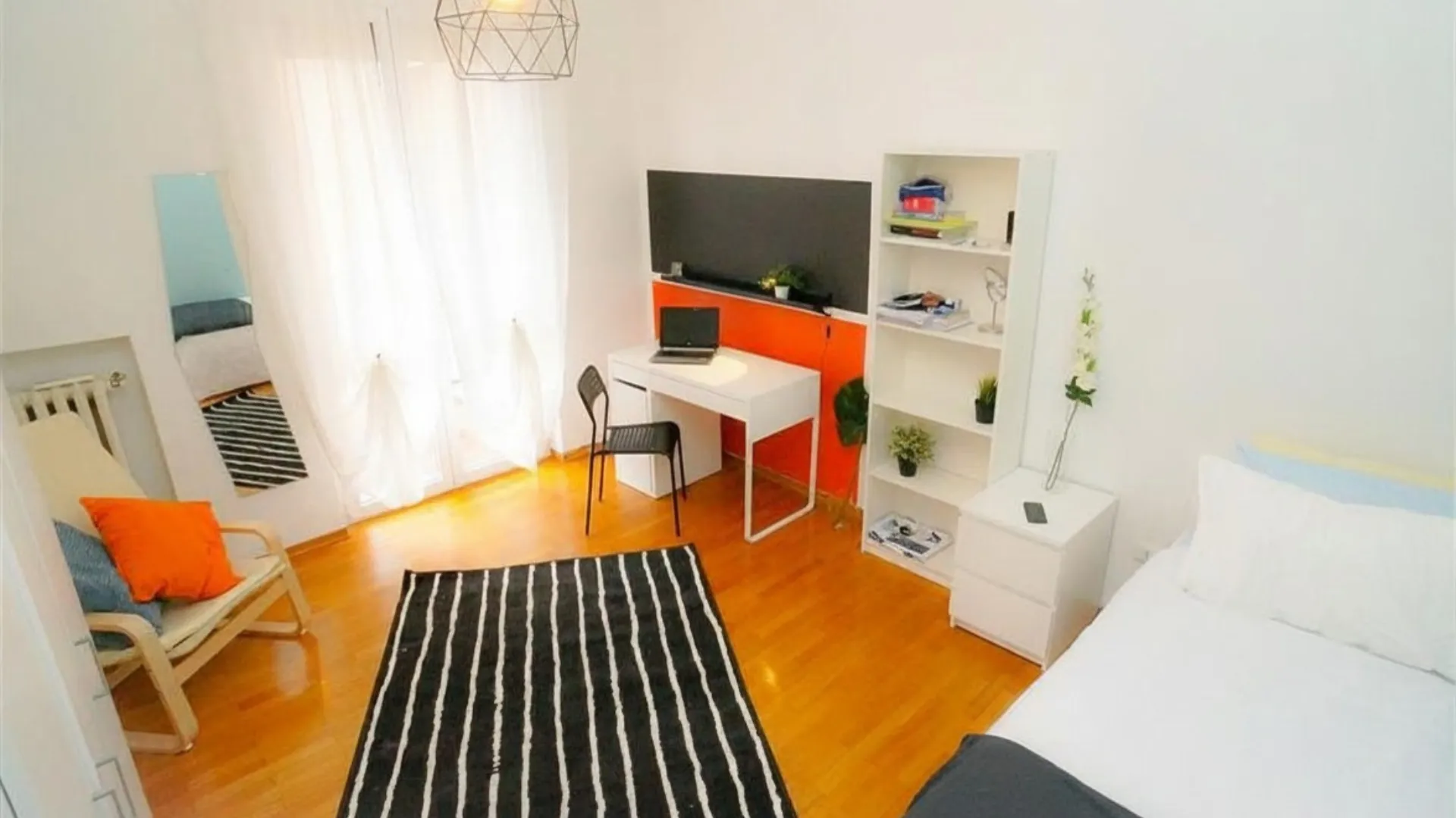 Private room in Milan photo 2