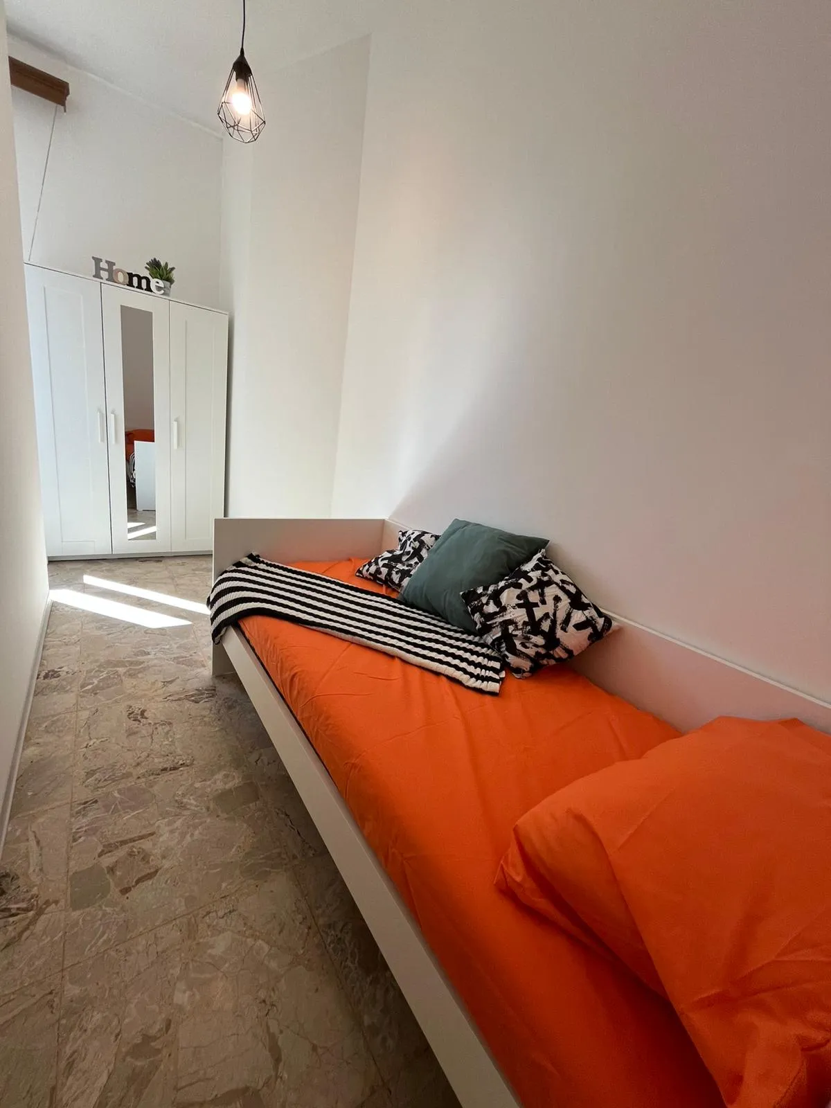Room in Cagliari