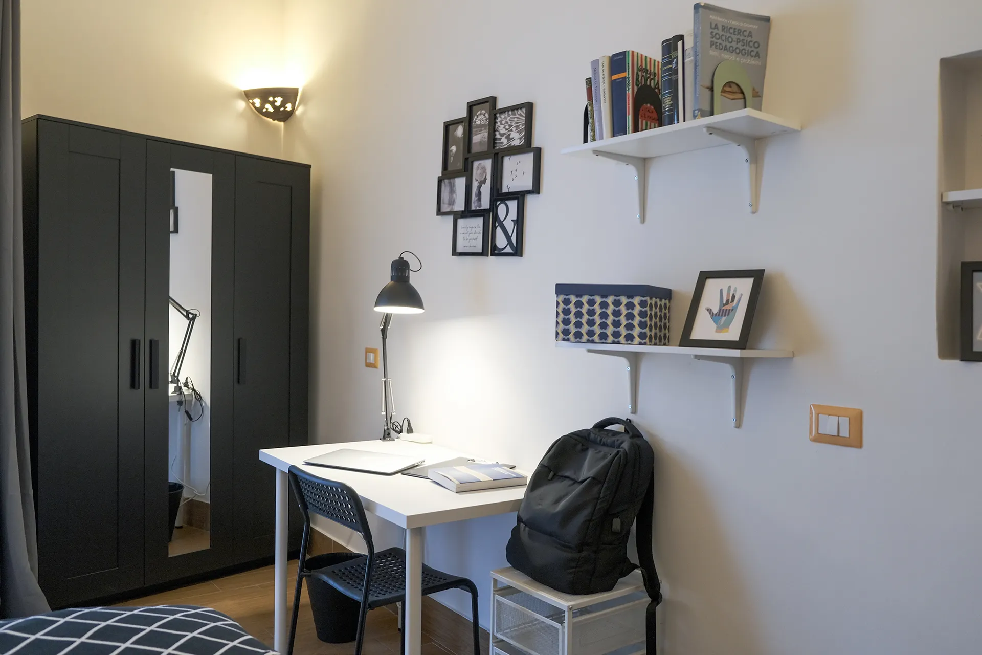 Private room in Naples photo 3
