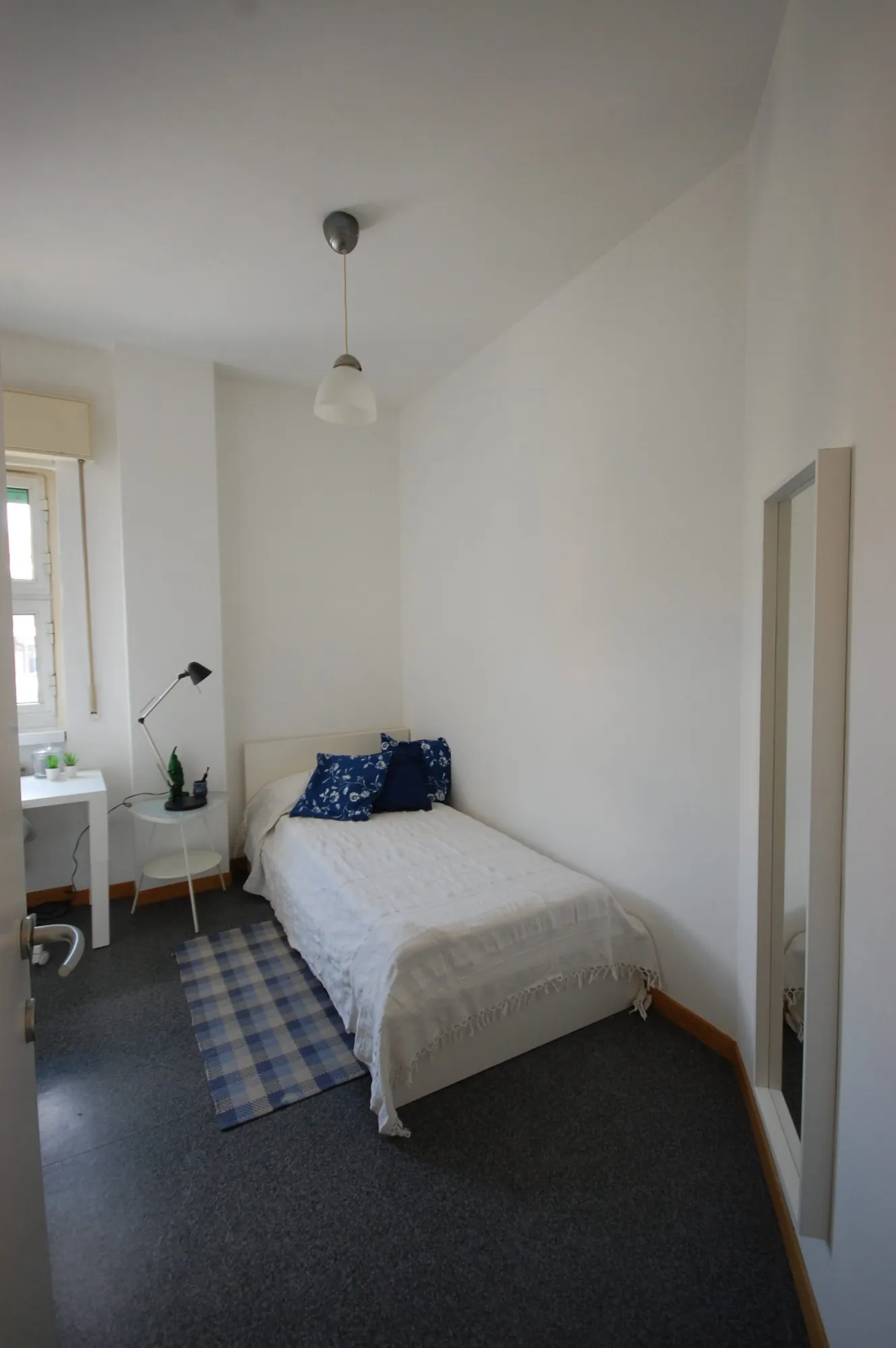 Private room in Milan photo 2